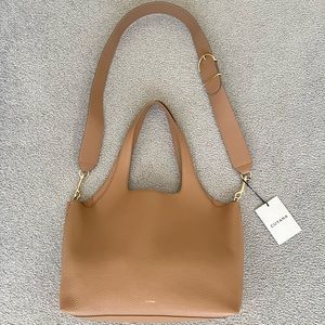 Cuyana System Tote with Thick Strap in Cappuccino Pebble